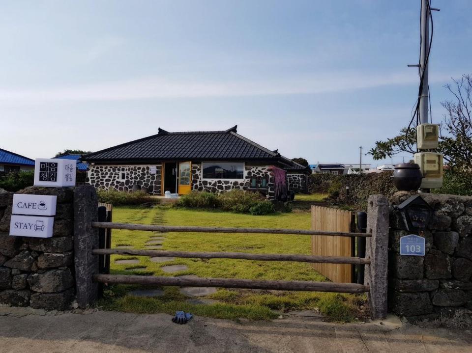 Hadori Mindfulness Villa Jeju Bagian luar foto