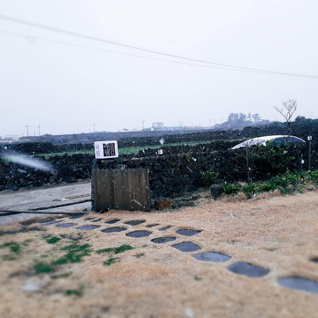 Hadori Mindfulness Villa Jeju Bagian luar foto