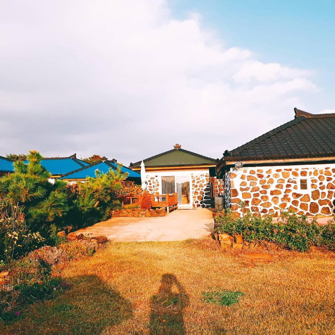 Hadori Mindfulness Villa Jeju Bagian luar foto